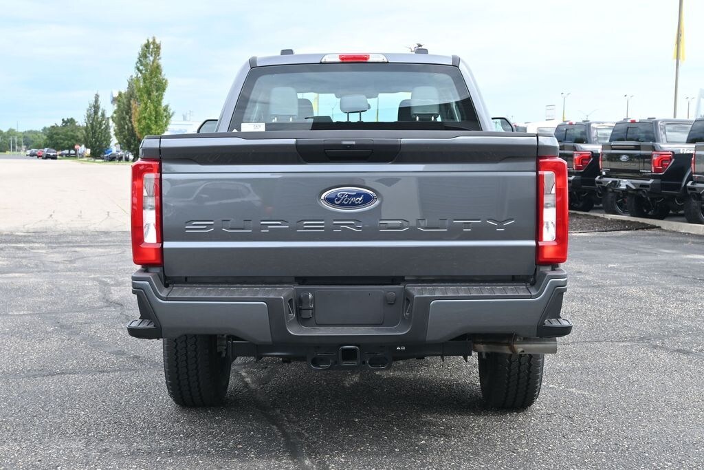 New 2026 Ford F-250 XL Truck Crew Cab