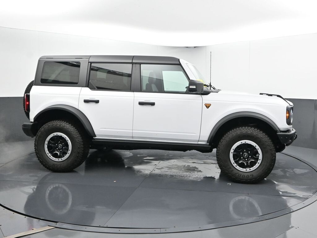 New 2025 Ford Bronco Badlands SUV