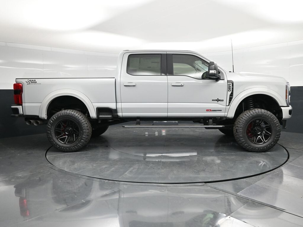New 2026 Ford F-250 Lariat Truck Crew Cab