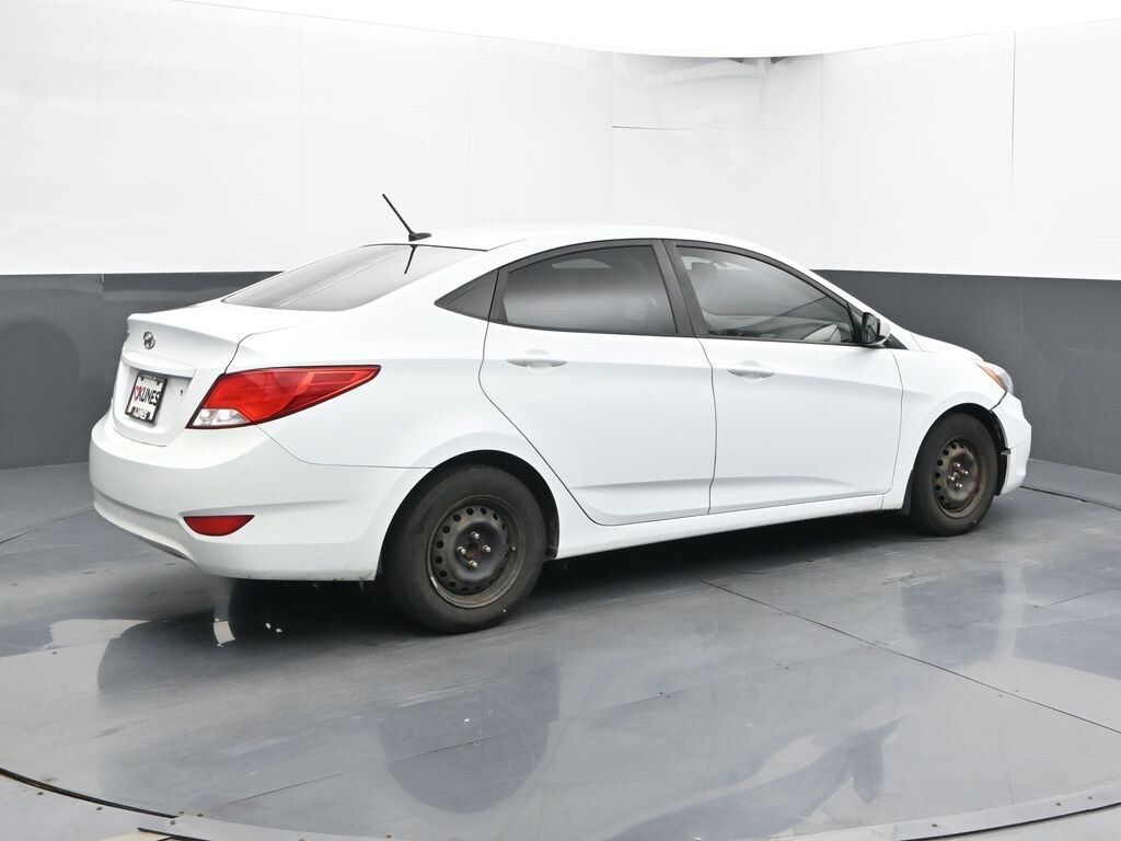 Used 2016 Hyundai Accent SE Sedan
