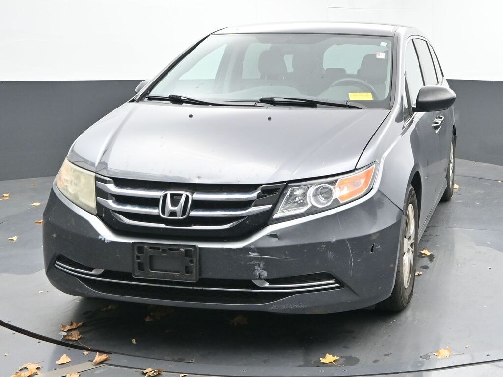Used 2016 Honda Odyssey LX Van Passenger Van