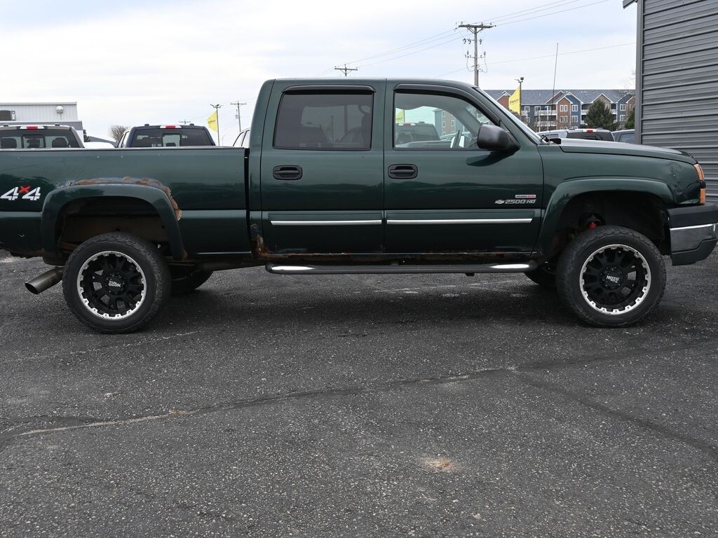 Used 2005 Chevrolet Silverado 2500HD LS Truck Crew Cab