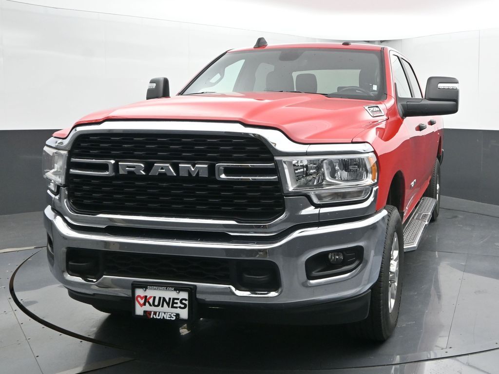 2024 Ram 2500 Big Horn photo 3