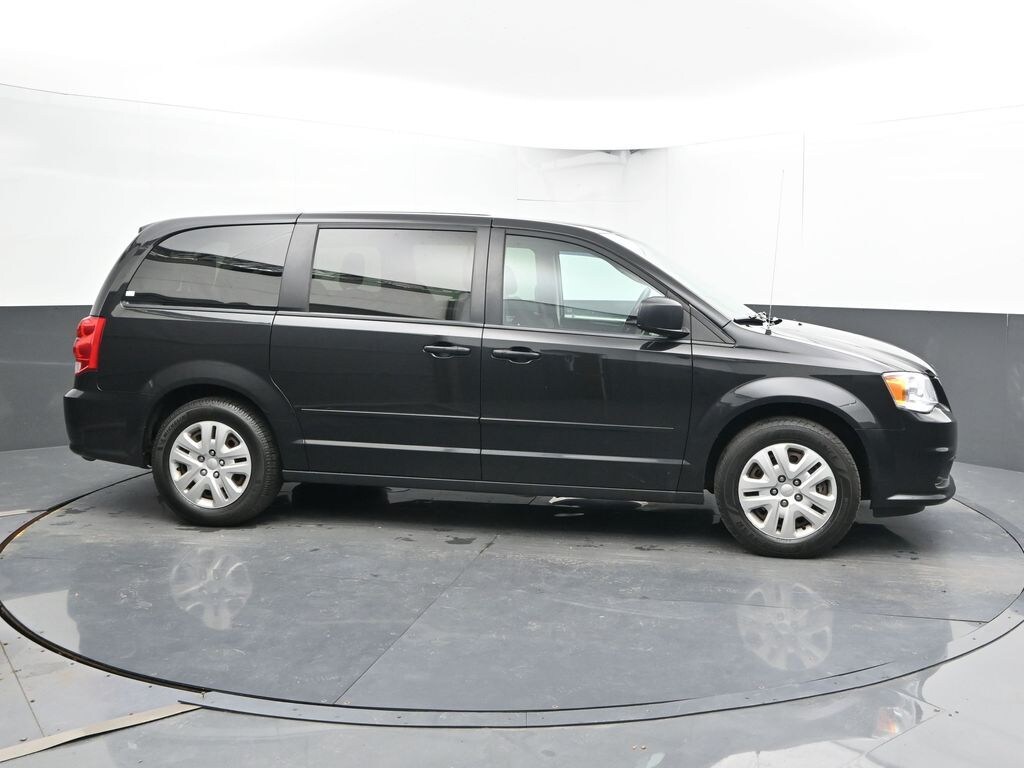 Used 2016 Dodge Grand Caravan SE Van