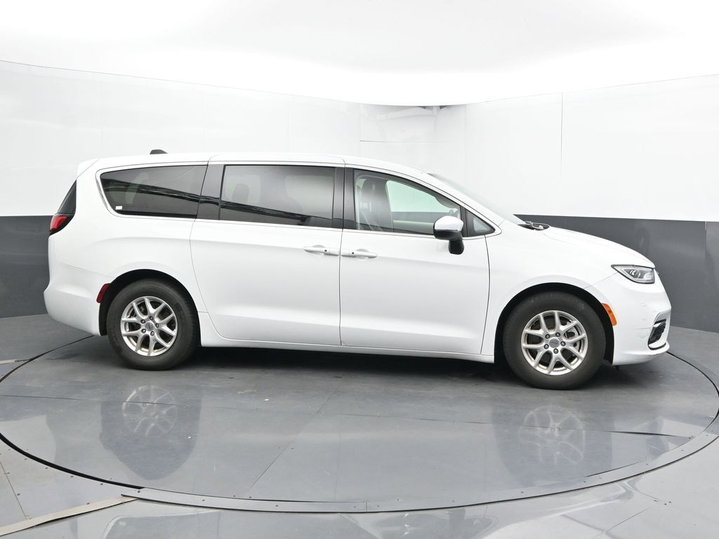 Certified 2023 Chrysler Pacifica Touring L Van Passenger Van