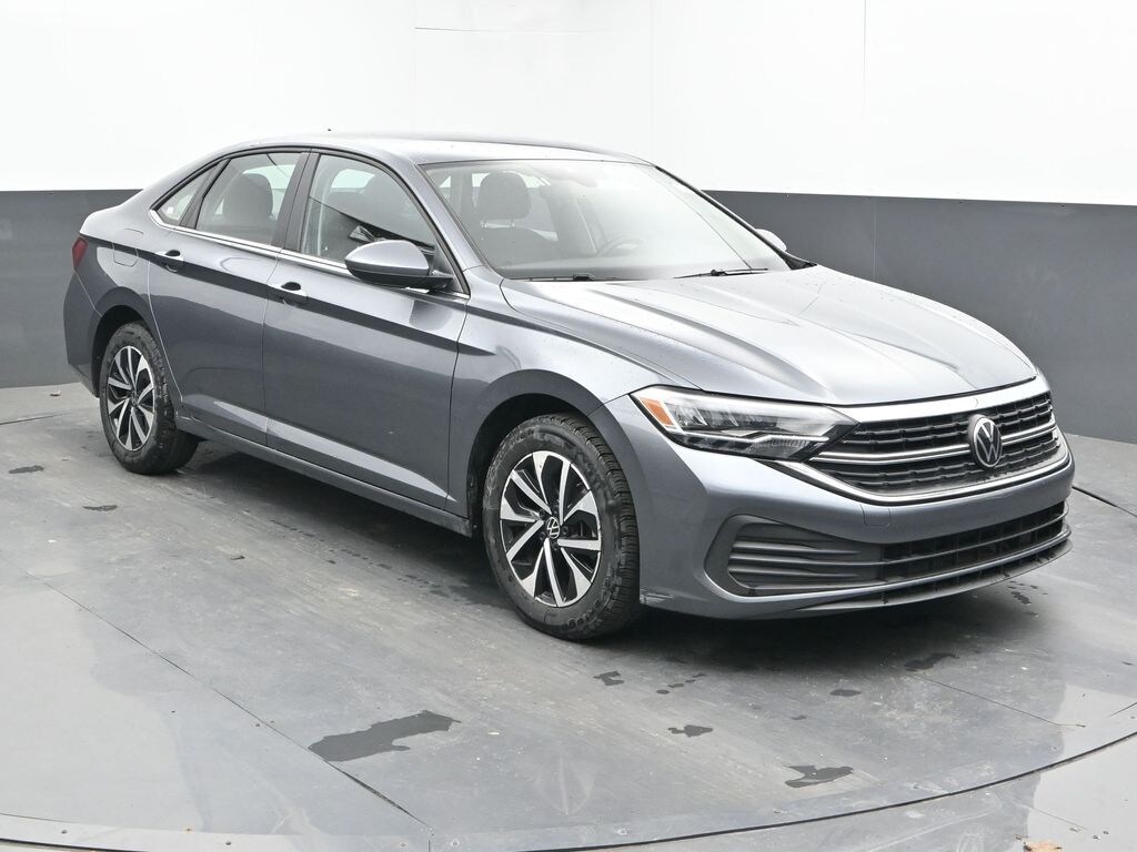 Used 2024 Volkswagen Jetta 1.5T S Sedan