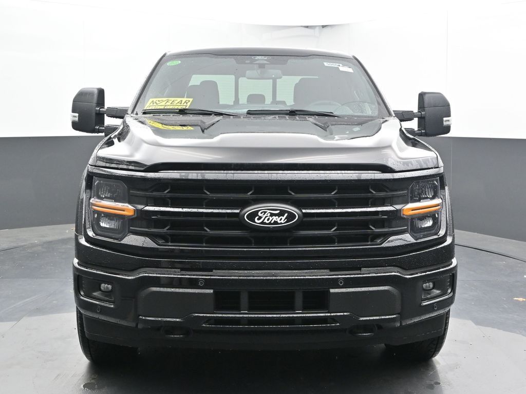 2025 Ford F-150 XLT photo 3