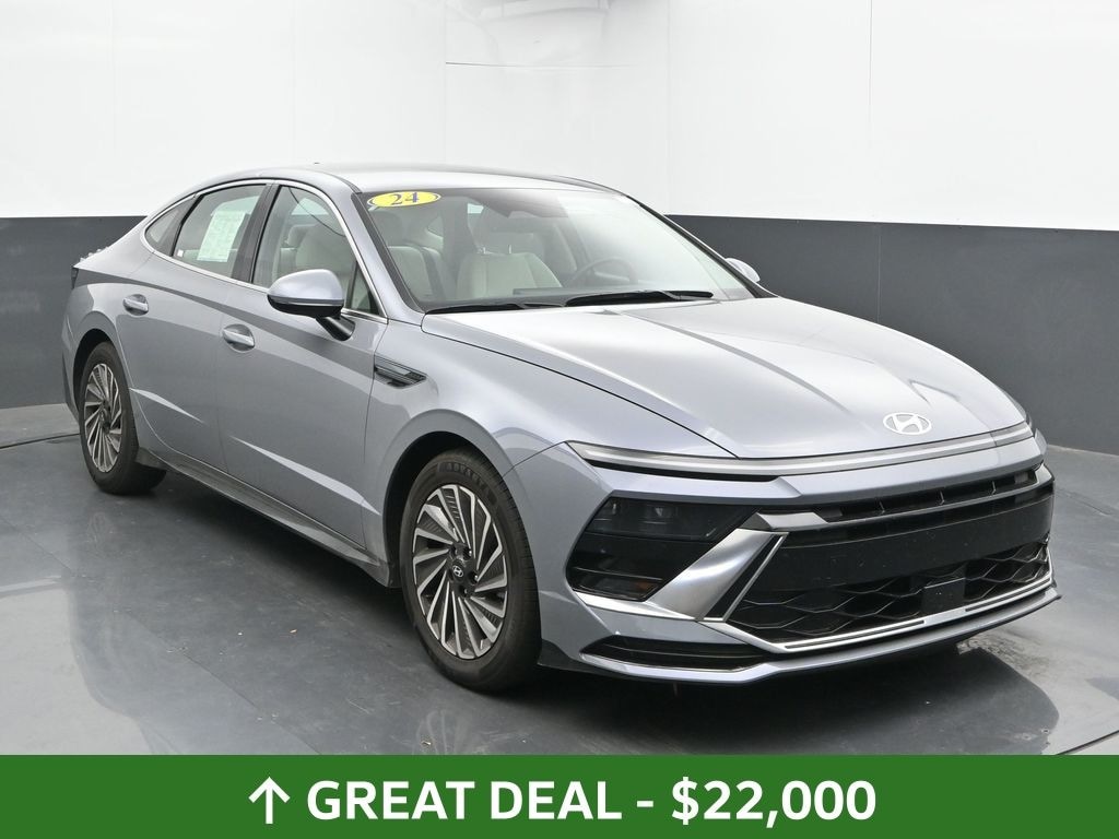 Used 2024 Hyundai Sonata Hybrid SEL Sedan