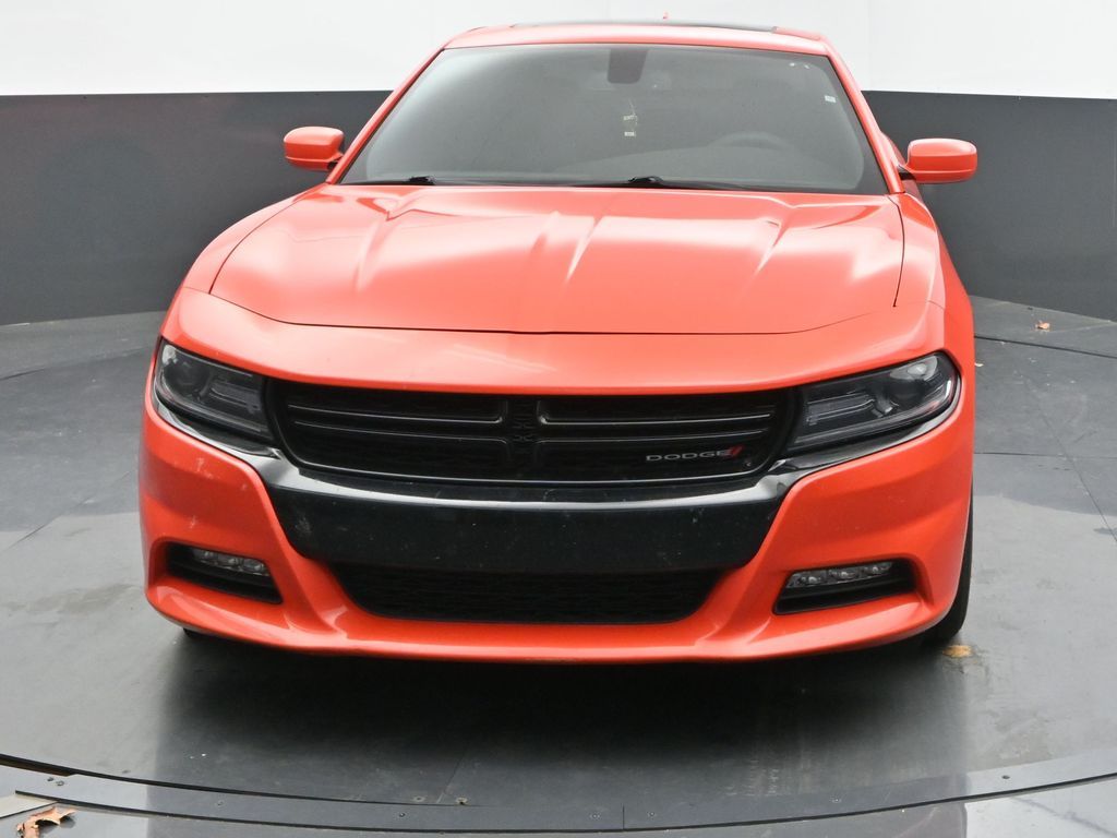2017 Dodge Charger R/T photo 3