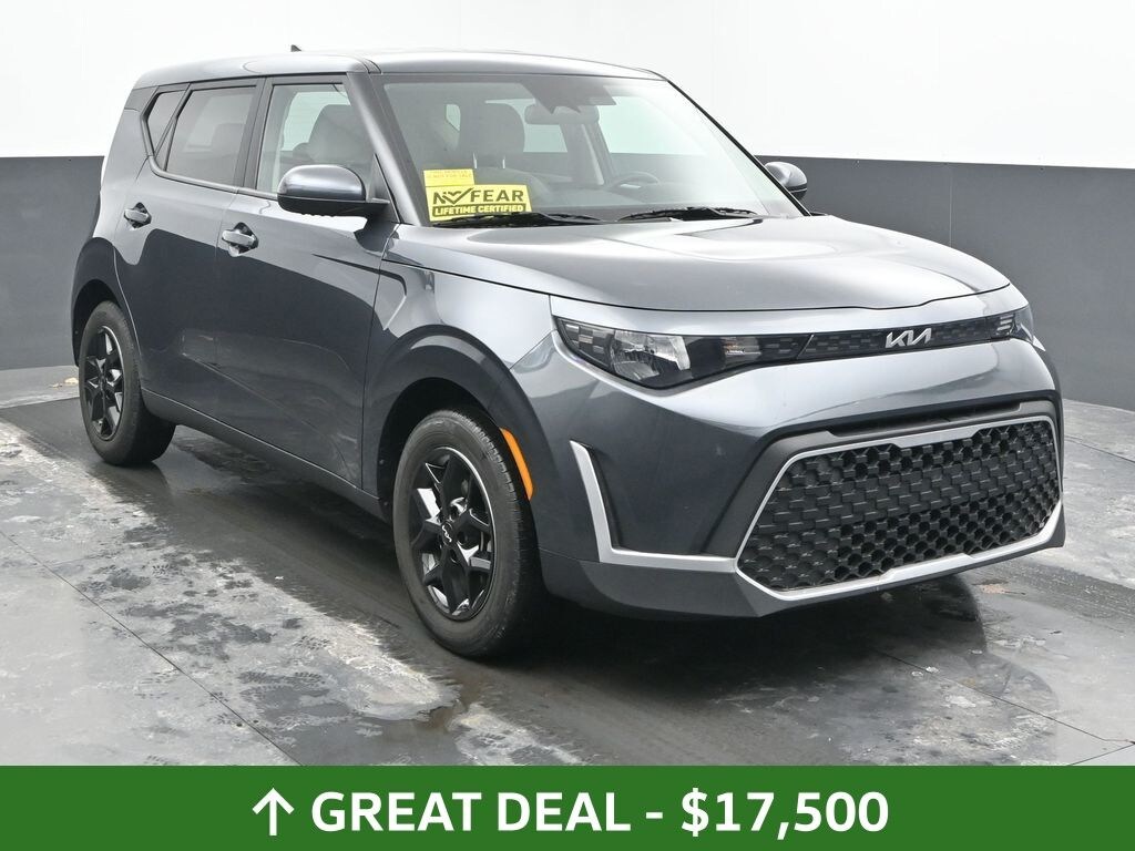 Certified 2025 Kia Soul LX Hatchback