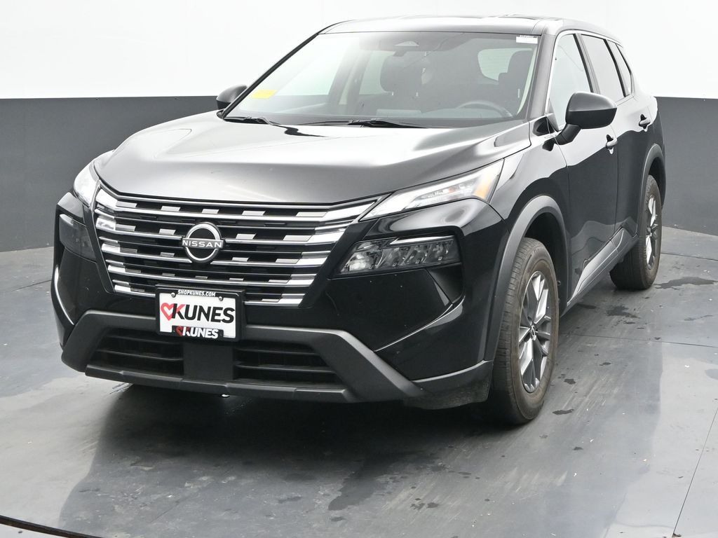 2024 Nissan Rogue S photo 3