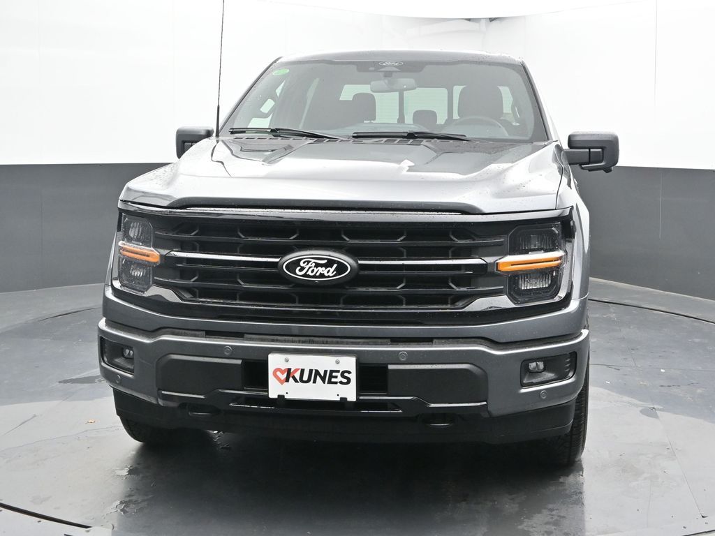 2025 Ford F-150 XLT photo 3