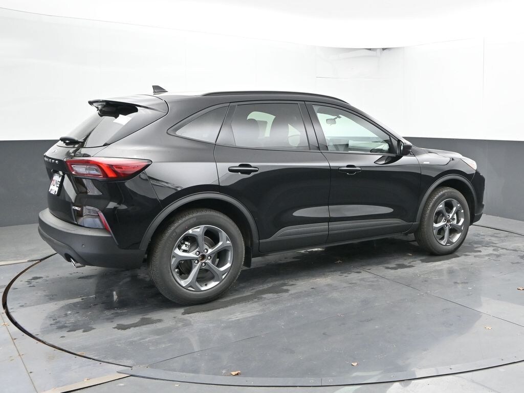 New 2026 Ford Escape ST-Line SUV