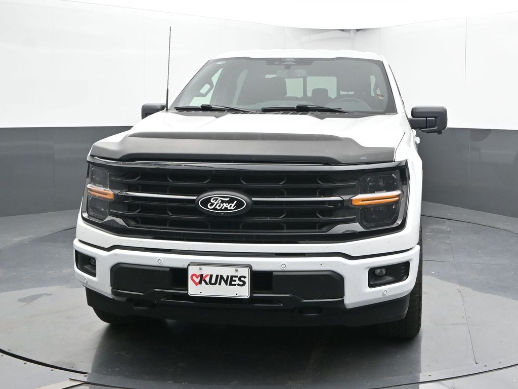 2024 Ford F-150 XLT photo 2