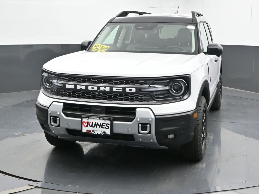 2025 Ford Bronco Sport Badlands photo 3