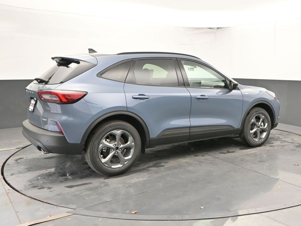 New 2026 Ford Escape ST-Line SUV