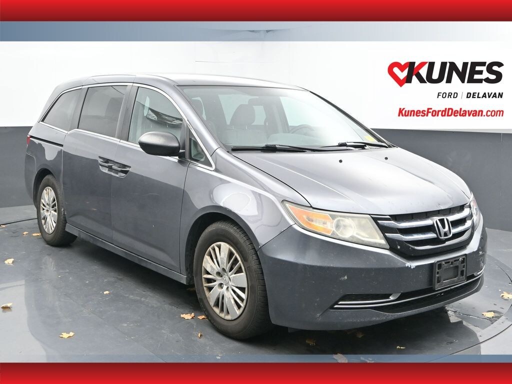 Used 2016 Honda Odyssey LX Van Passenger Van