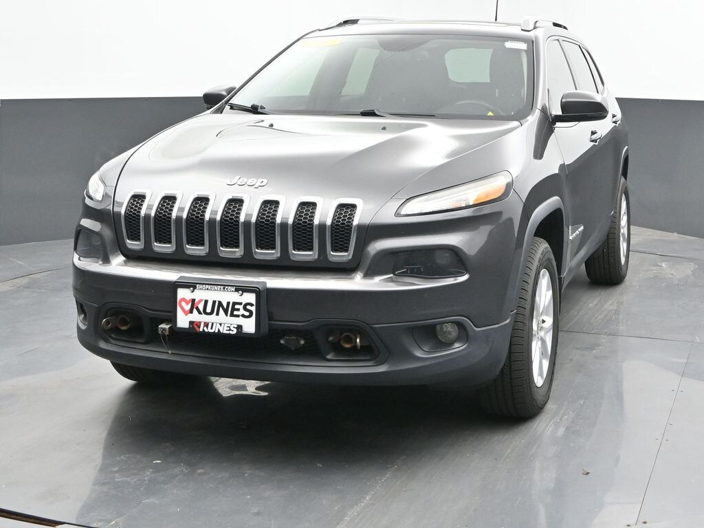 Certified 2016 Jeep Cherokee Latitude SUV