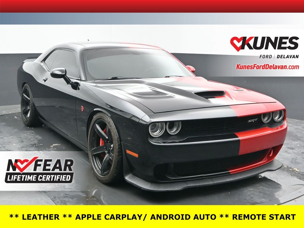 2016 Dodge Challenger SRT