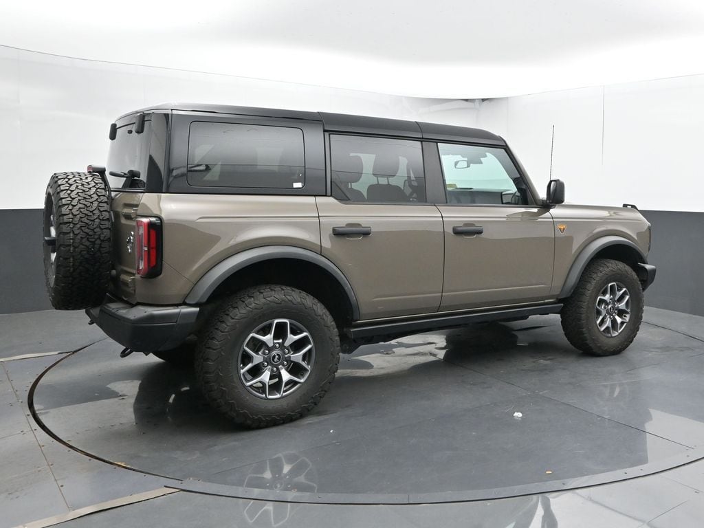 Used 2025 Ford Bronco Badlands SUV