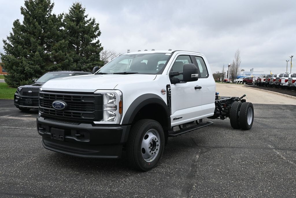 New 2026 Ford F-450 Chassis DRW Truck Super Cab