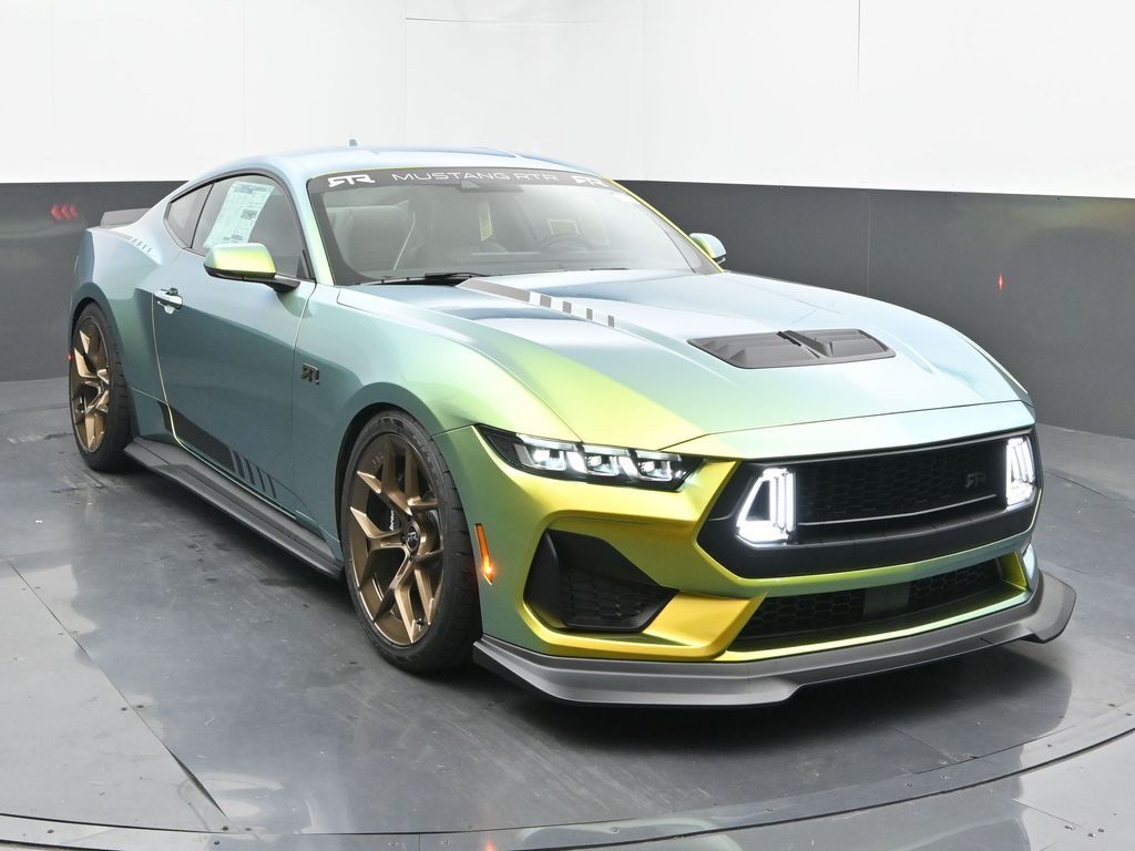 2025 Ford Mustang GT photo 2