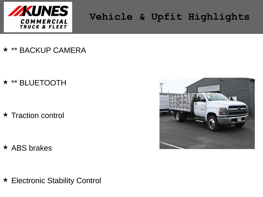 2023 Chevrolet Silverado 6500HD LT photo 3