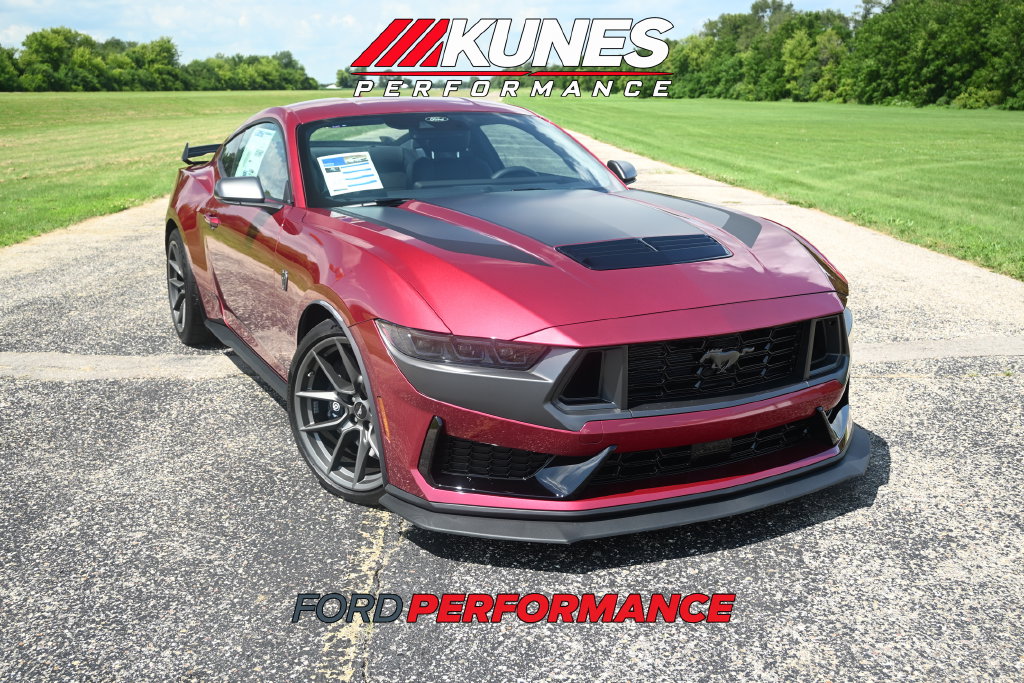2025 Ford Mustang Dark Horse