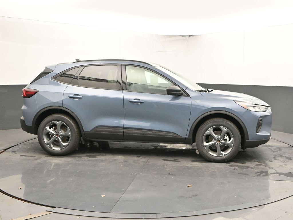 New 2026 Ford Escape ST-Line SUV