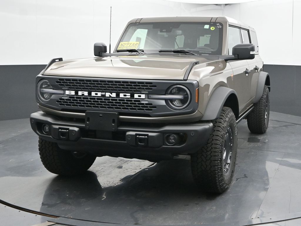 2025 Ford Bronco Badlands photo 3