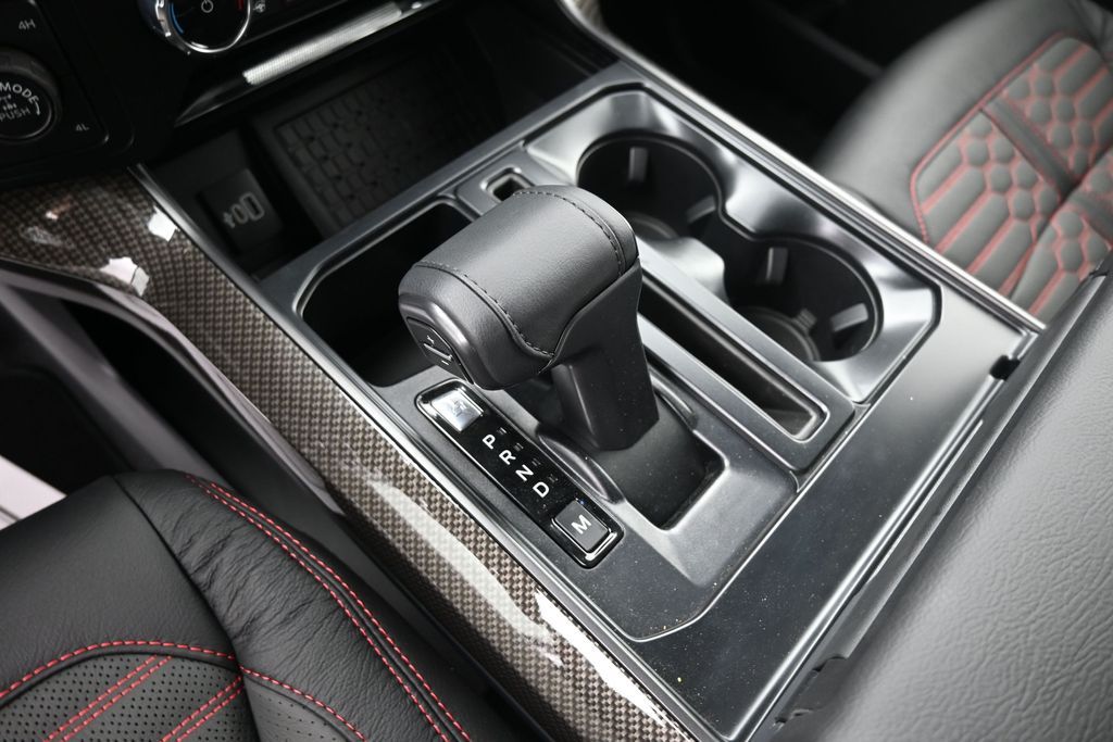 2025 Ford F-150 Lariat - Photo 18