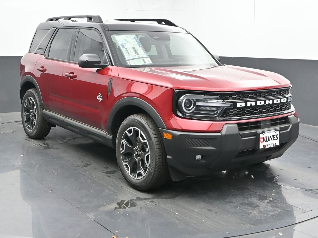 2025 Ford Bronco Sport Outer Banks photo 2