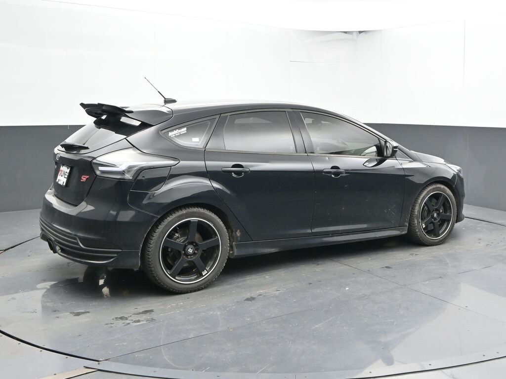 Used 2018 Ford Focus ST ST Hatchback