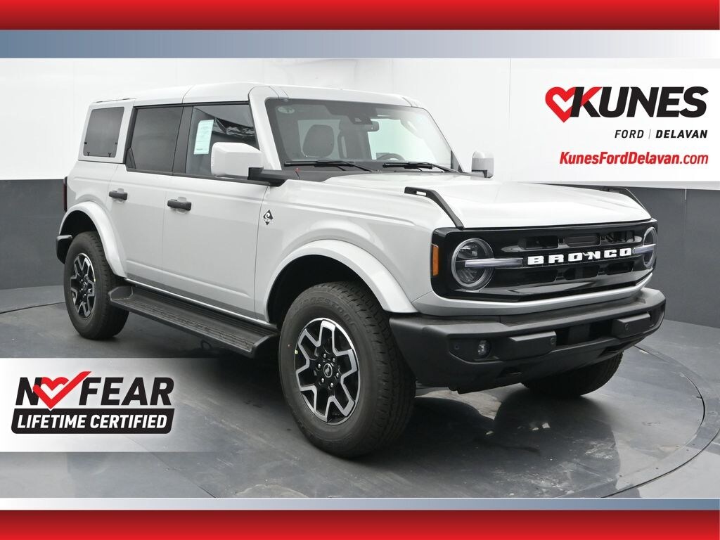New 2026 Ford Bronco Outer Banks SUV