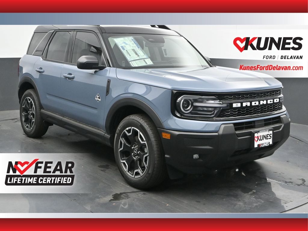 2025 Ford Bronco Sport Outer Banks's photo