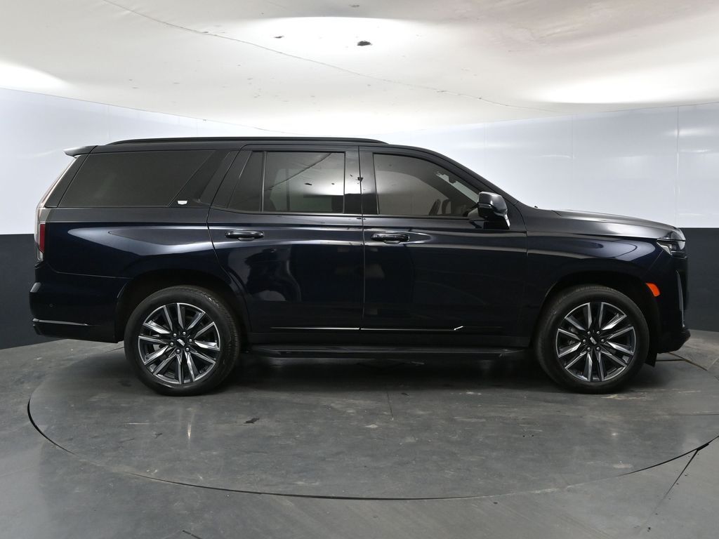 2023 Cadillac Escalade Sport photo 2