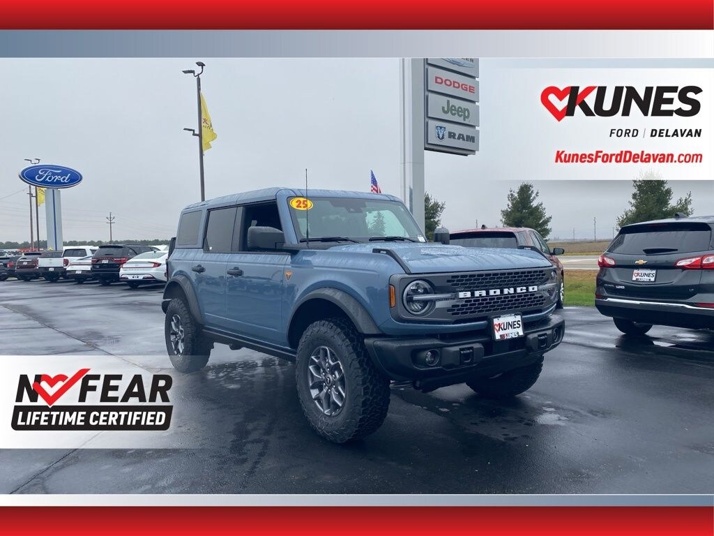 New 2025 Ford Bronco Badlands SUV