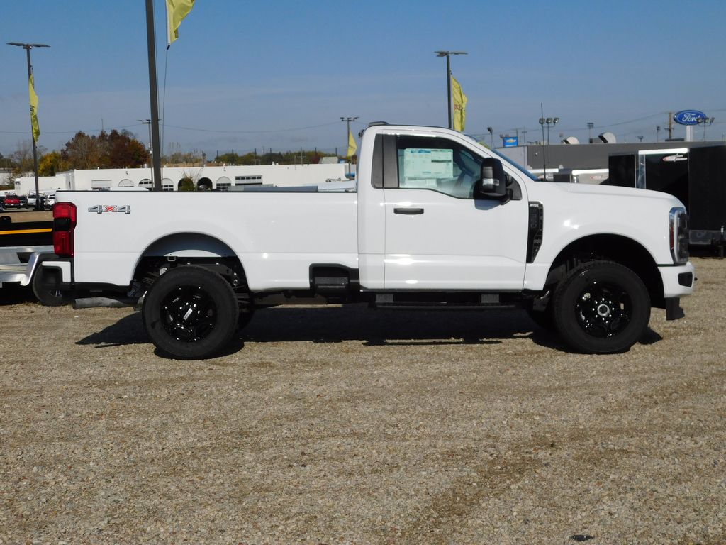 2024 Ford F-350 XL photo 2