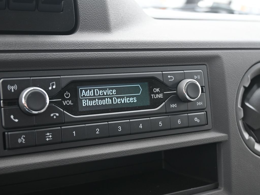 2025 Ford E-Series Cutaway Base - Photo 26