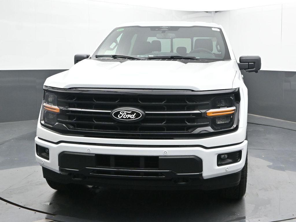 2025 Ford F-150 XLT photo 3