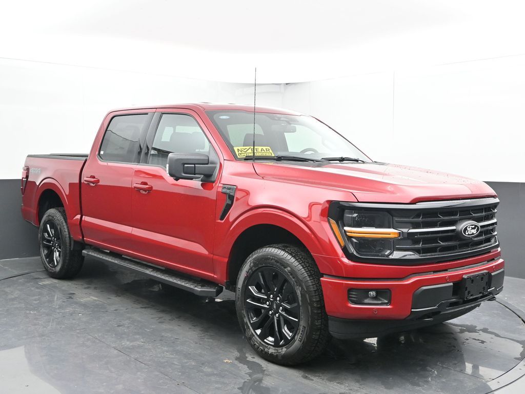 2025 Ford F-150 XLT photo 2