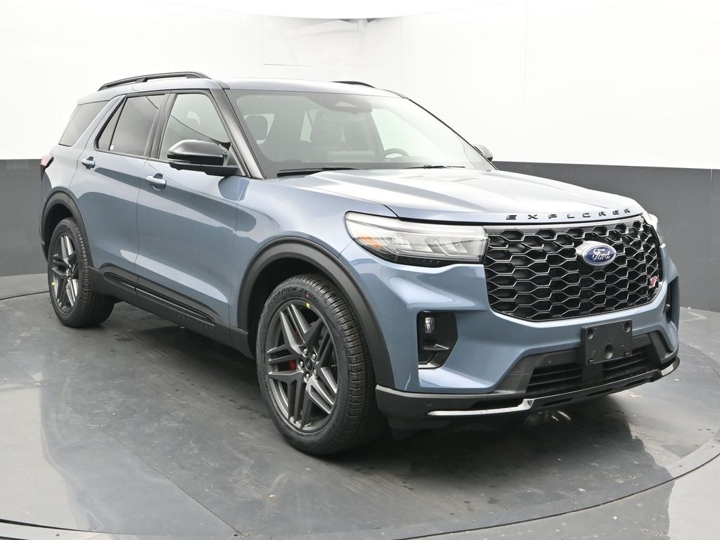 2026 Ford Explorer ST photo 2