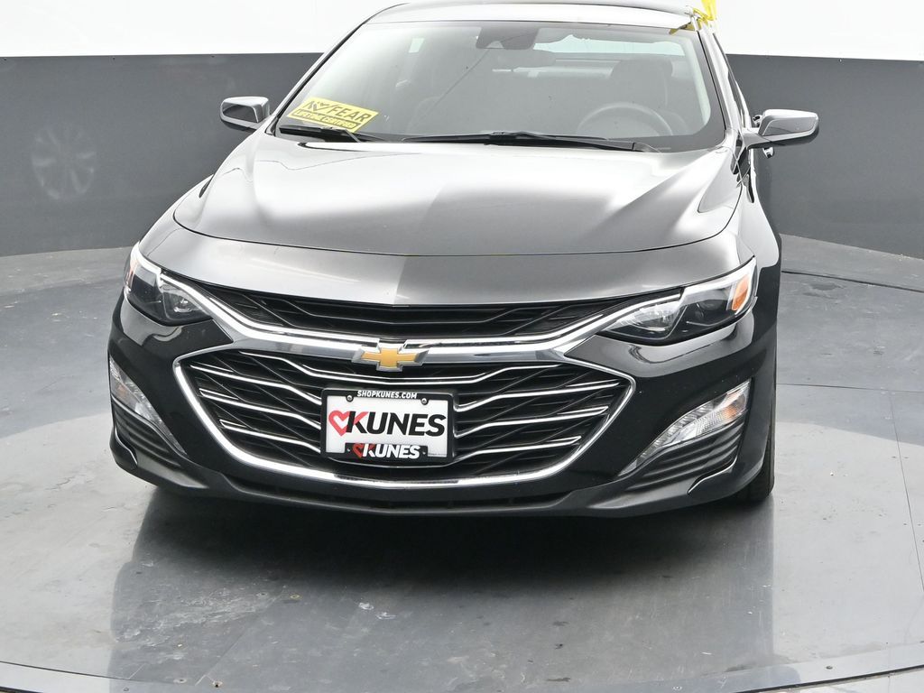 2024 Chevrolet Malibu 1LT photo 4