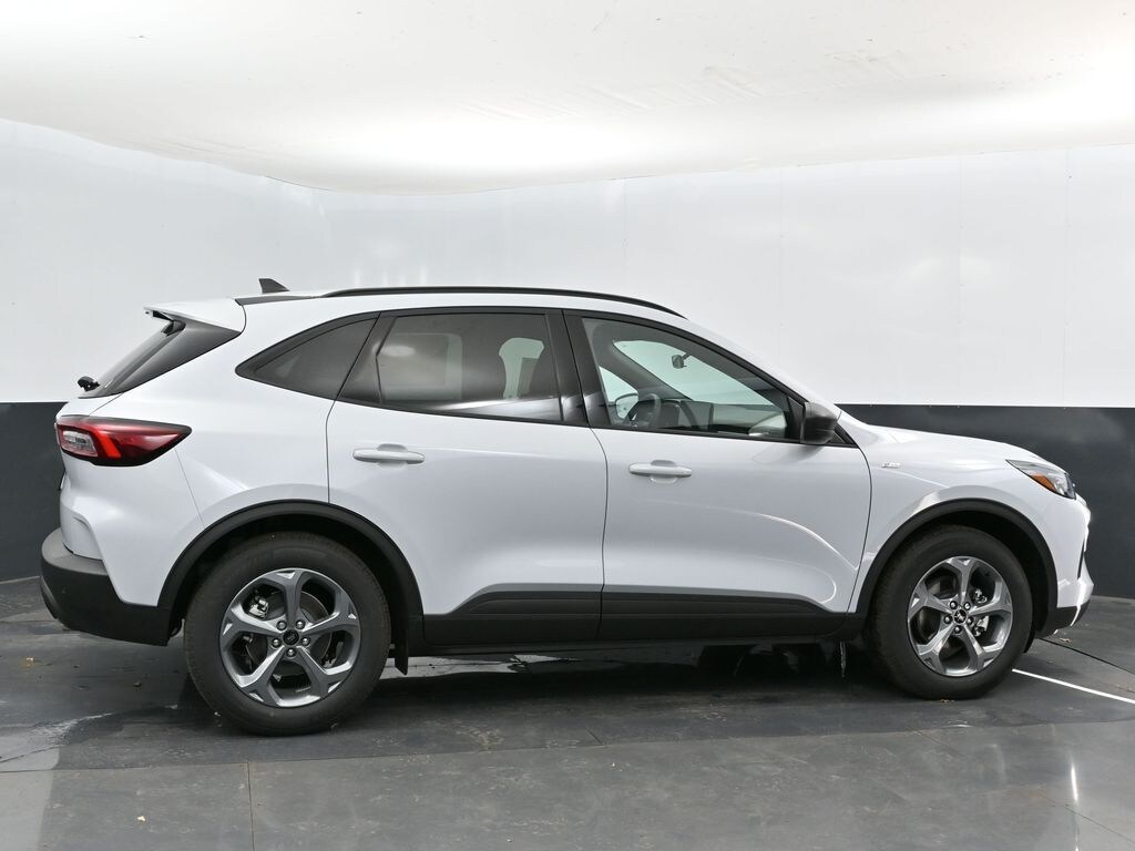 New 2025 Ford Escape ST-Line SUV