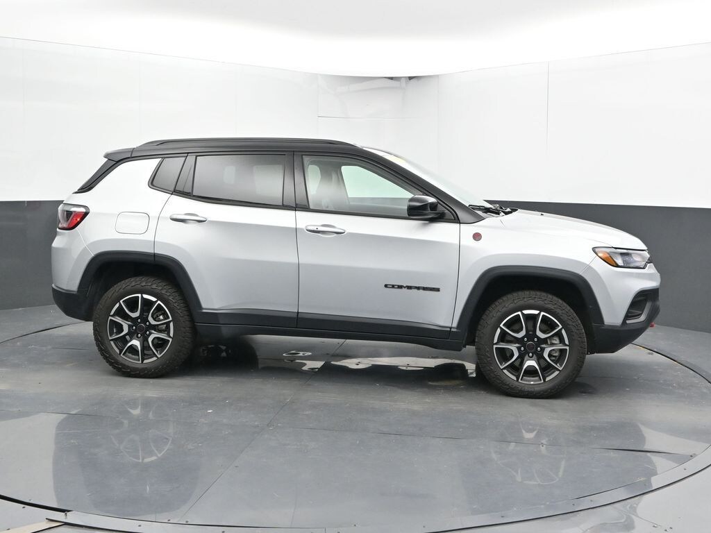 Certified 2025 Jeep Compass Trailhawk SUV