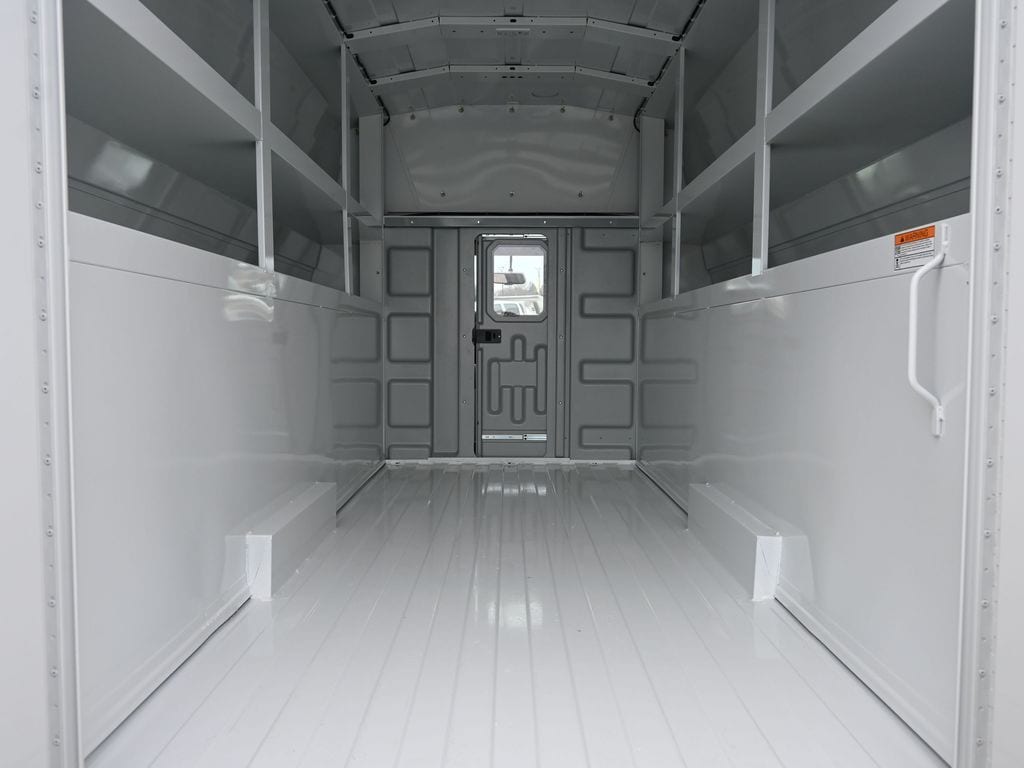 2025 Ford E-Series Cutaway Base - Photo 14