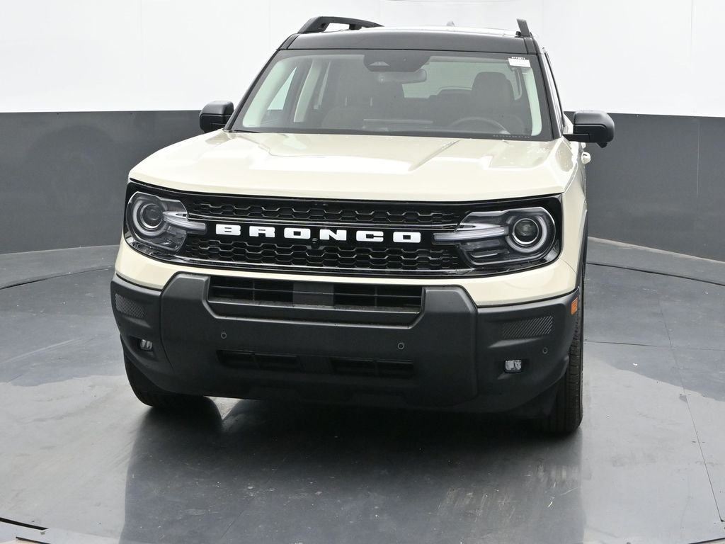 2025 Ford Bronco Sport Outer Banks photo 2