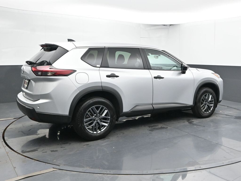 Used 2024 Nissan Rogue S SUV