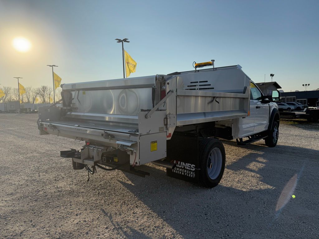 2025 Ford F-450 XL photo 3