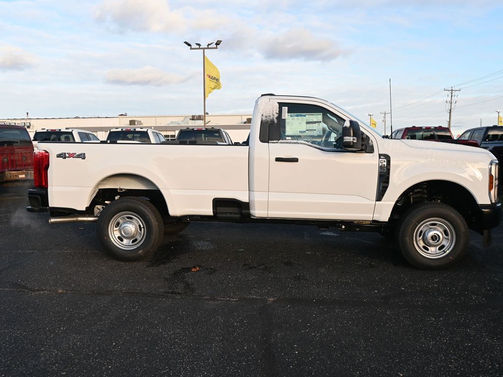 2026 Ford F-250 XL photo 4